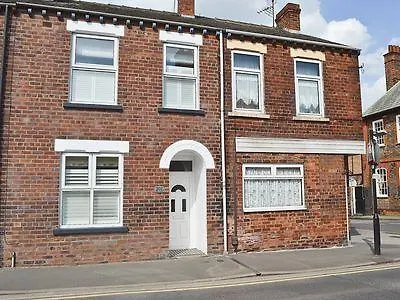 The Railway Terrace * יורק