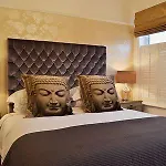 Hotel The Railway Terrace